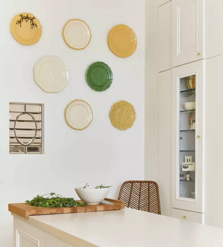 Decorate With Plates